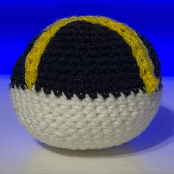 Handmade Crocheted Pokemon Ultra Ball Stuffed Toy Decoration - Picture 4 of 4